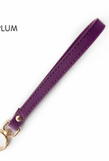 Wide Ring Yarn Carousel Wrist Strap Plum