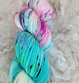 Two Springs Fiber Two Springs Fiber Arts Scuba Diving DK