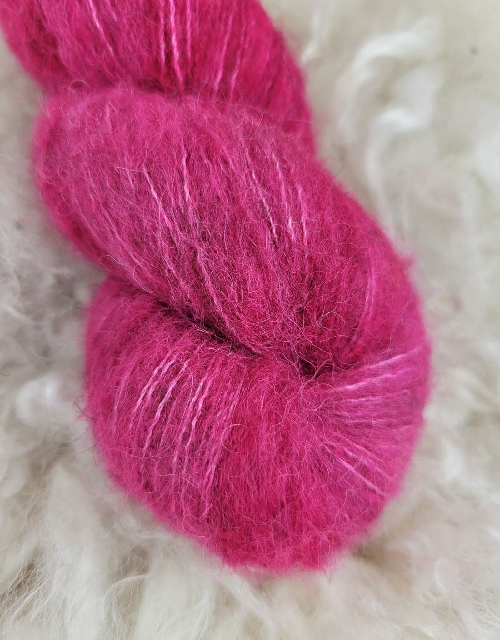 Alexandra Coastal Mist  Magenta