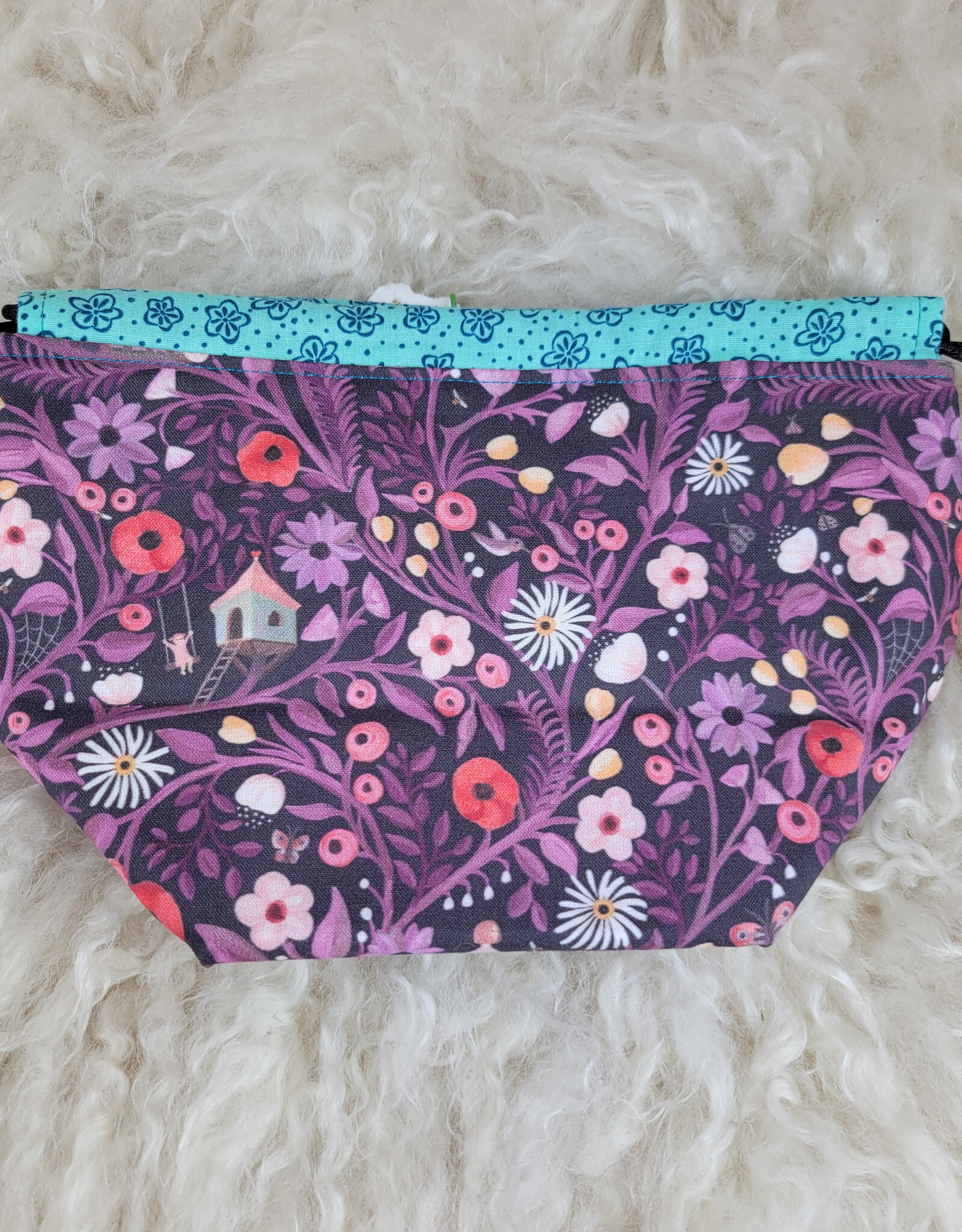 A Woolly Nest A Woolly Nest Small Project Bag Purple Garden