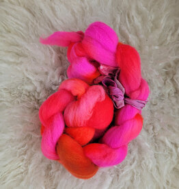 A Woolly Nest A Woolly Nest Domestic Wool Top Blues