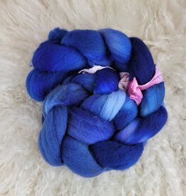 A Woolly Nest A Woolly Nest Falkland Wool Top 4 oz Blues