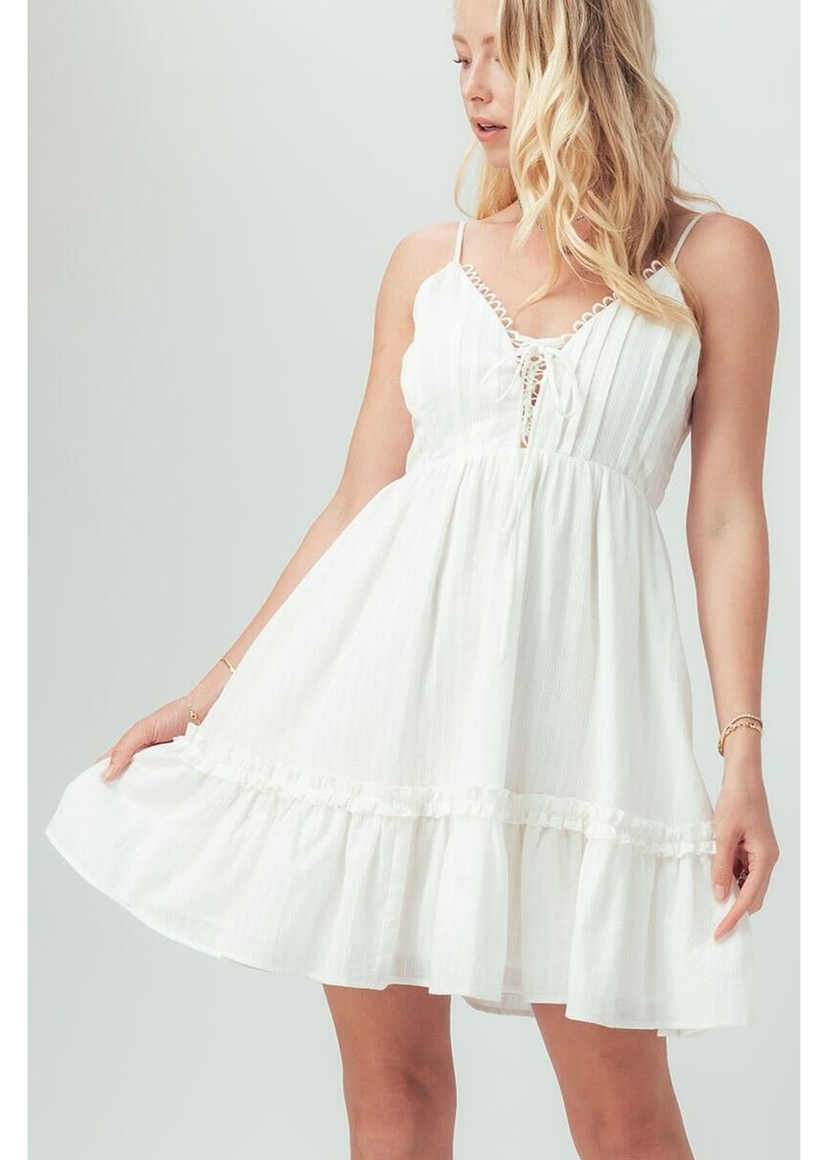 trend : notes Faith & Light Dress White