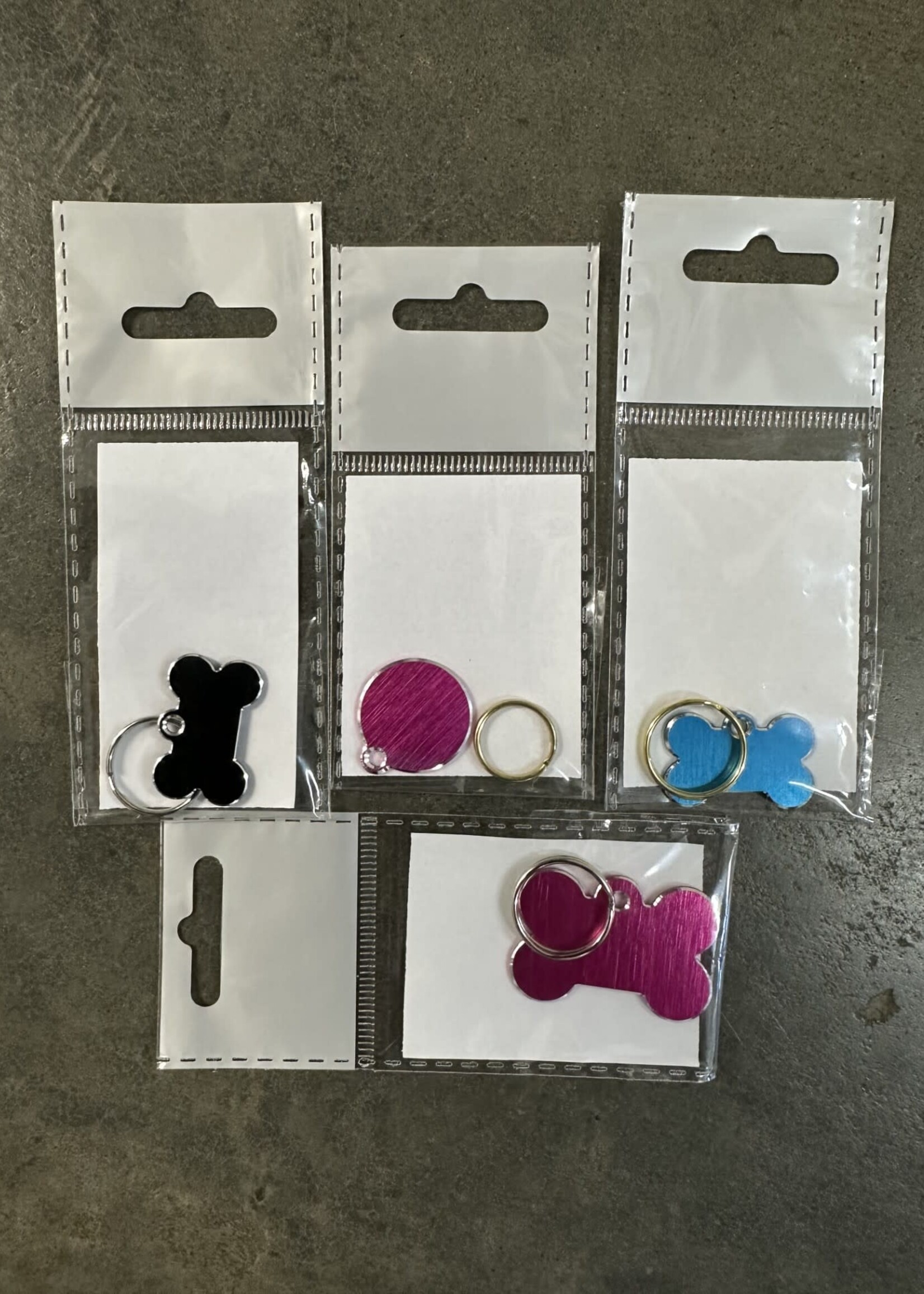 Retail Advantage Dog Tag - Hi Lite