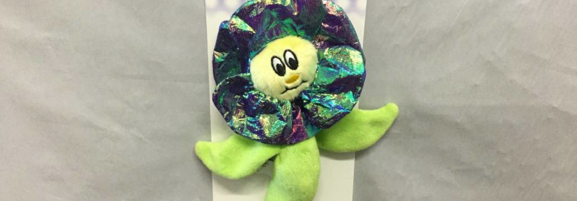 Flower Kicker 8" Cat Toy