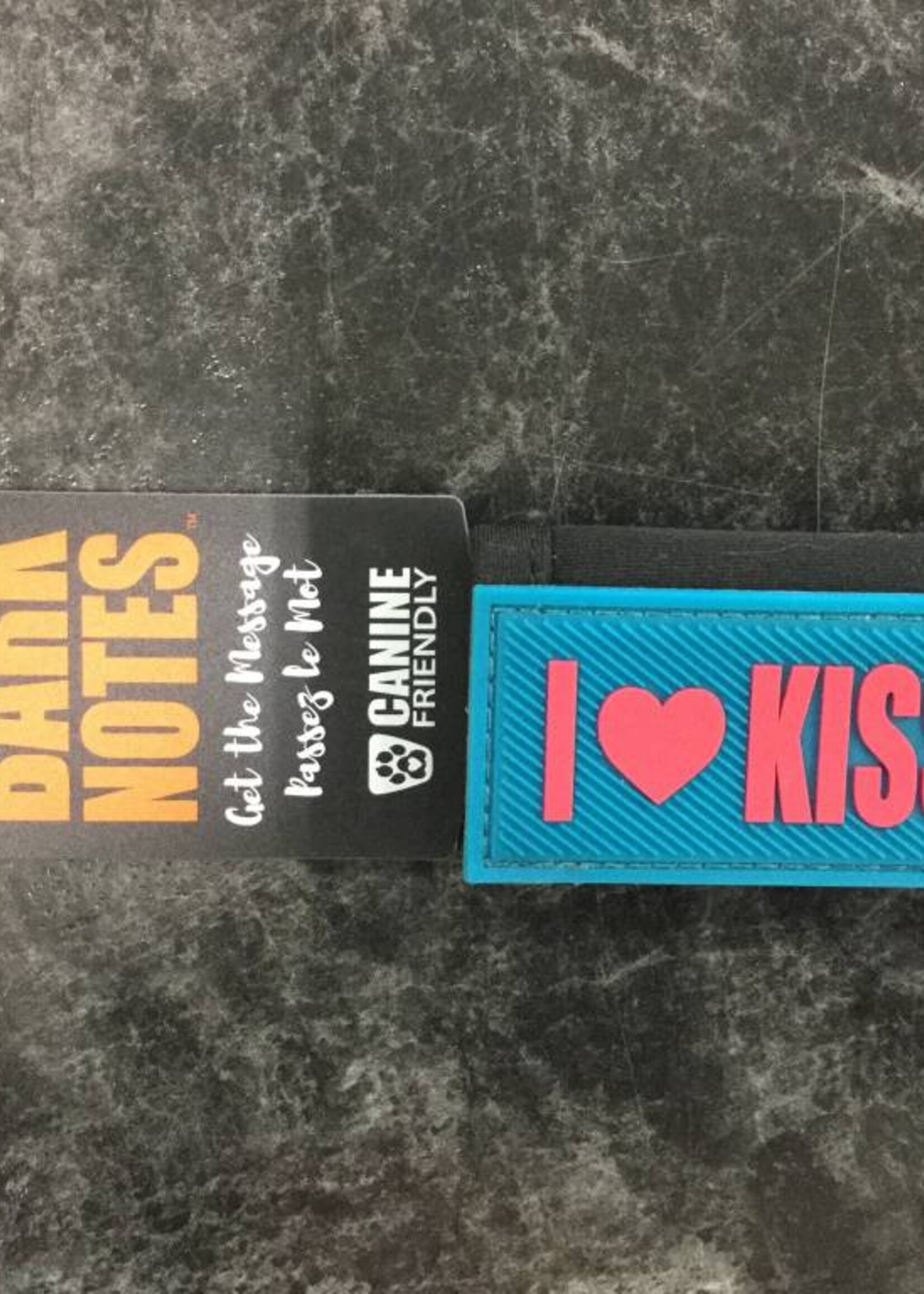 Bark Notes Leash Wraps 1" - I Love Kisses