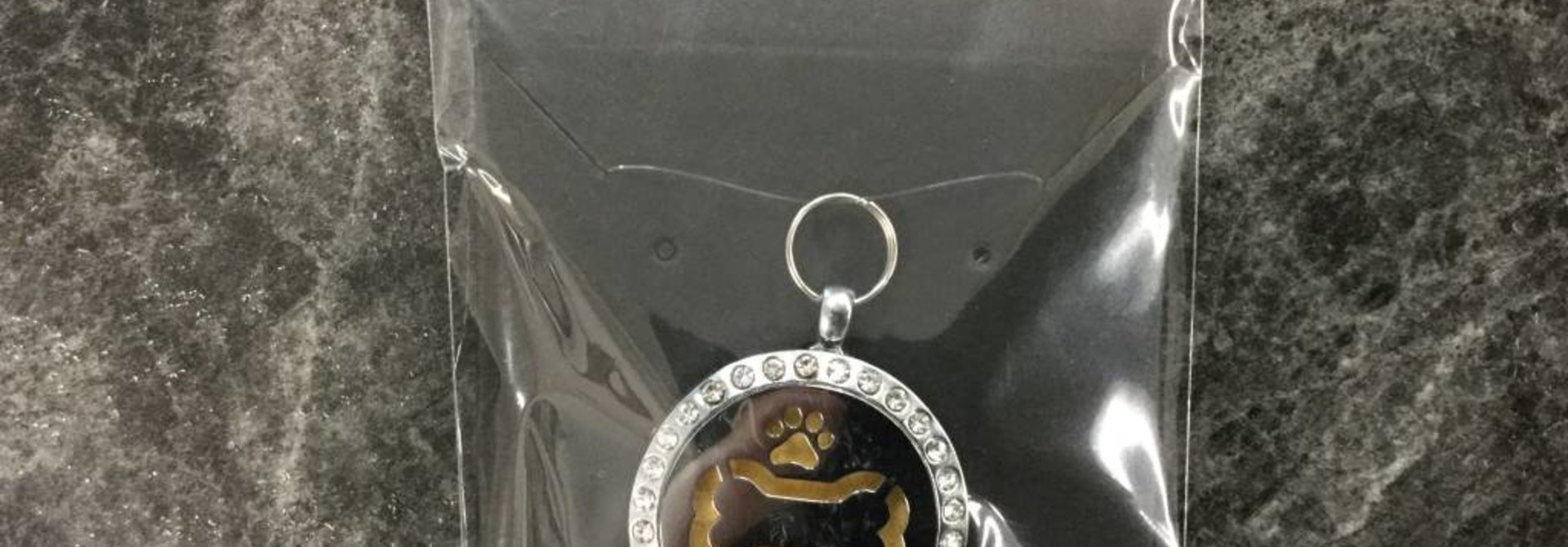 Aromatherapy Pendant - Bone