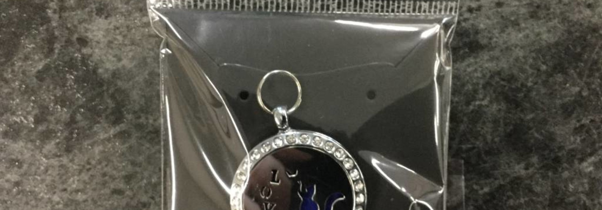 Aromatherapy Pendant - Cat