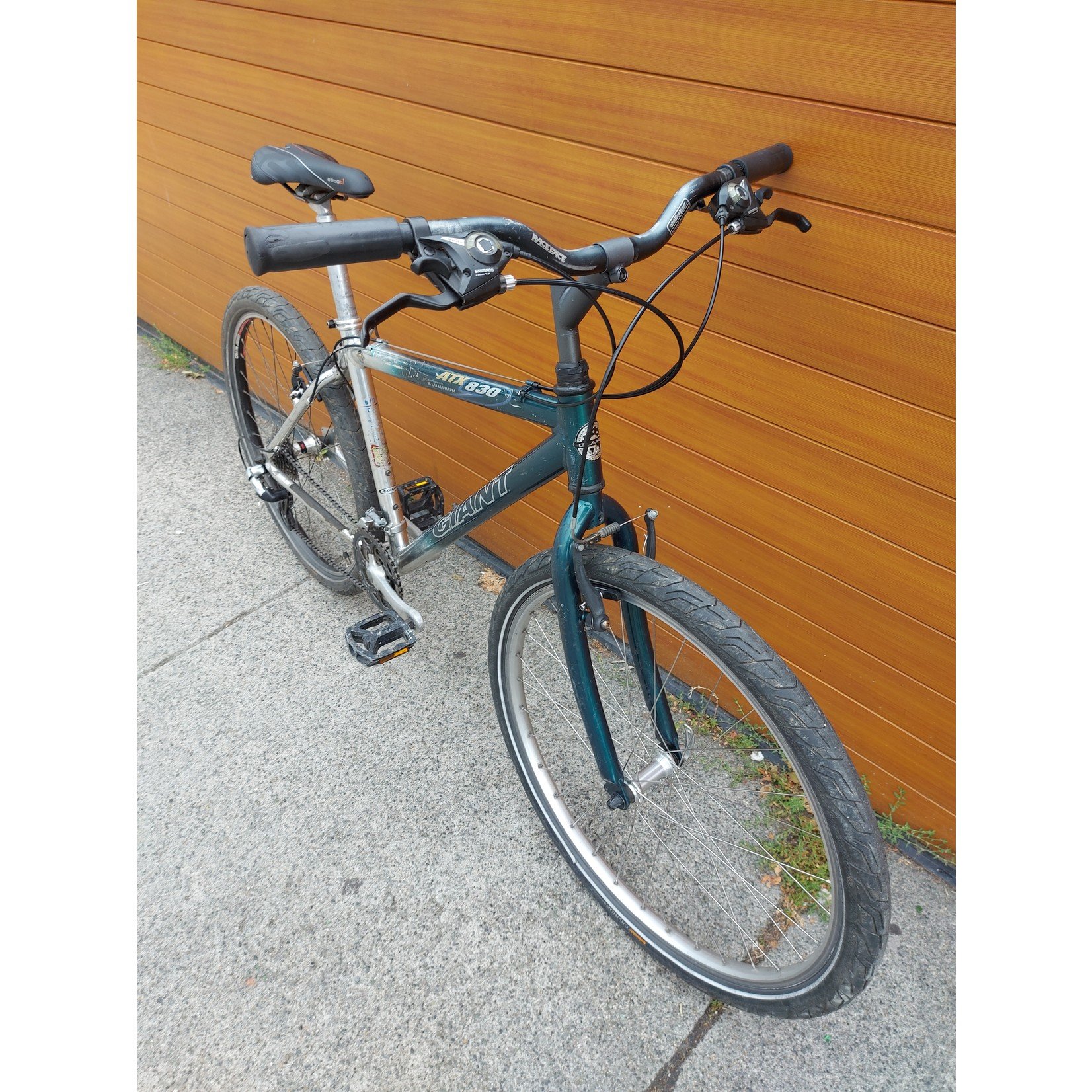 Used Giant ATX 830 Commuter