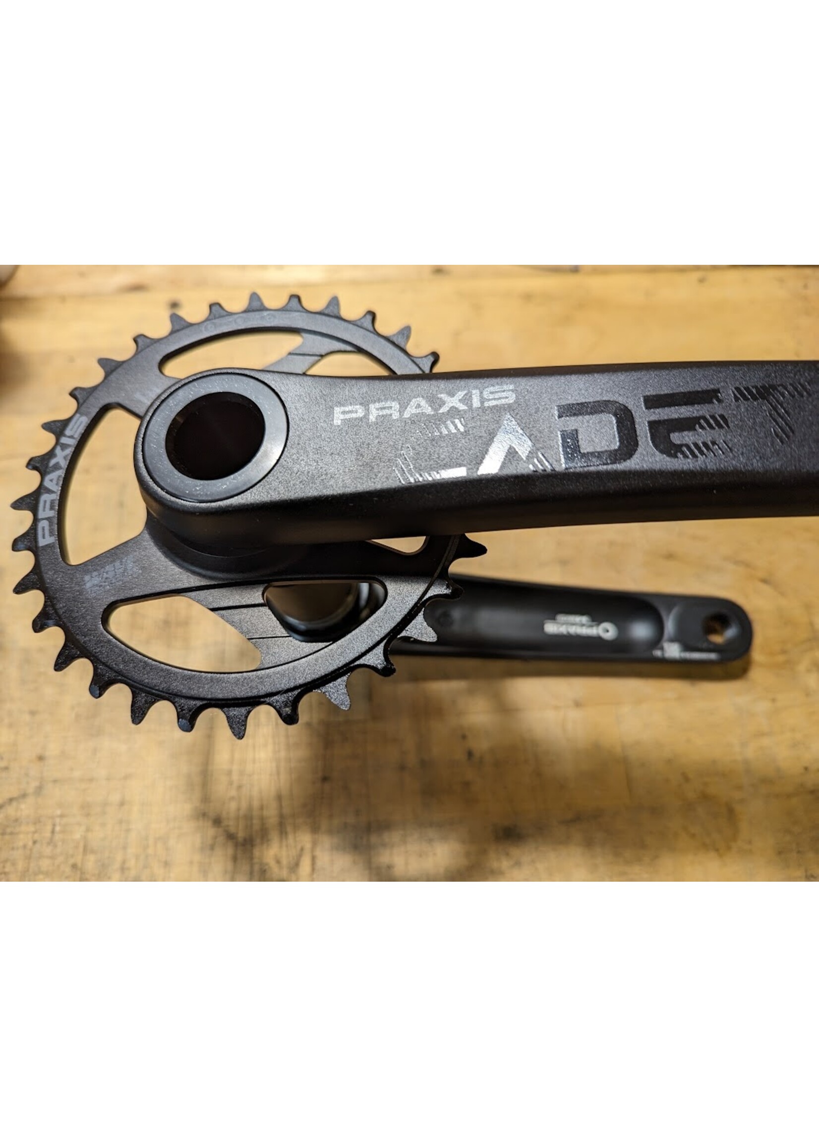 PRAXIS Cadet 175mm M30 Crankset. With BB and 32t ring. *RT