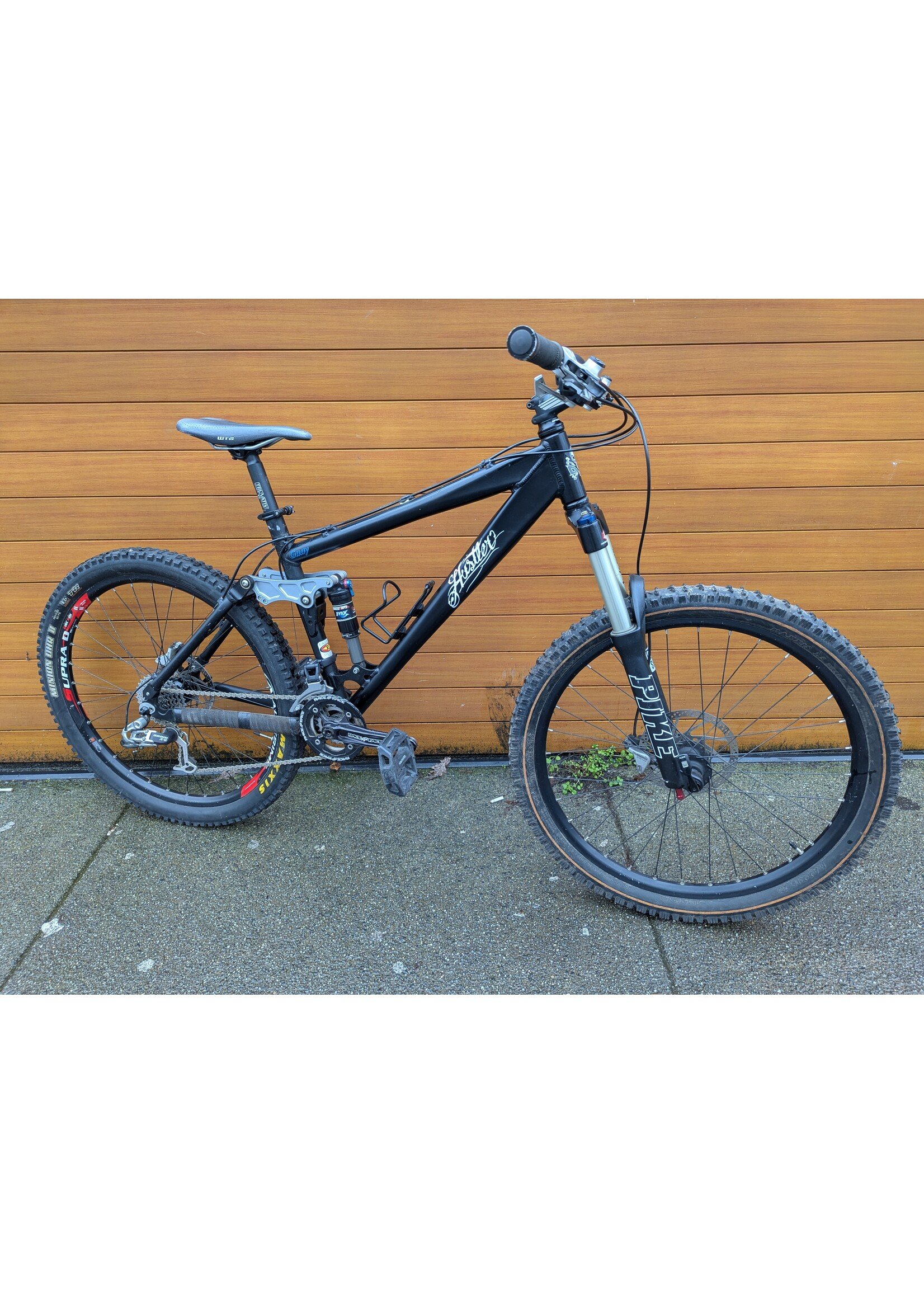 Used Bike  COVE Hustler - 17.5" Medium