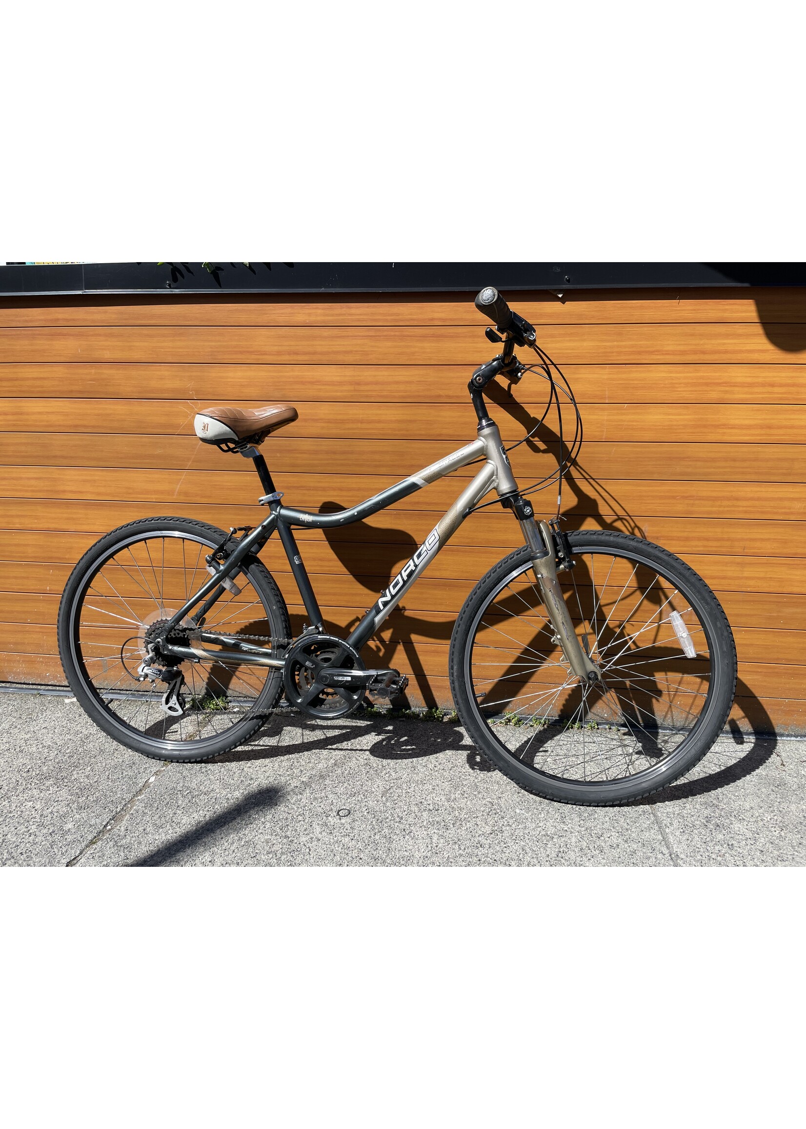 Used Bike Norco Citadel 17" Medium - Beige/Silver