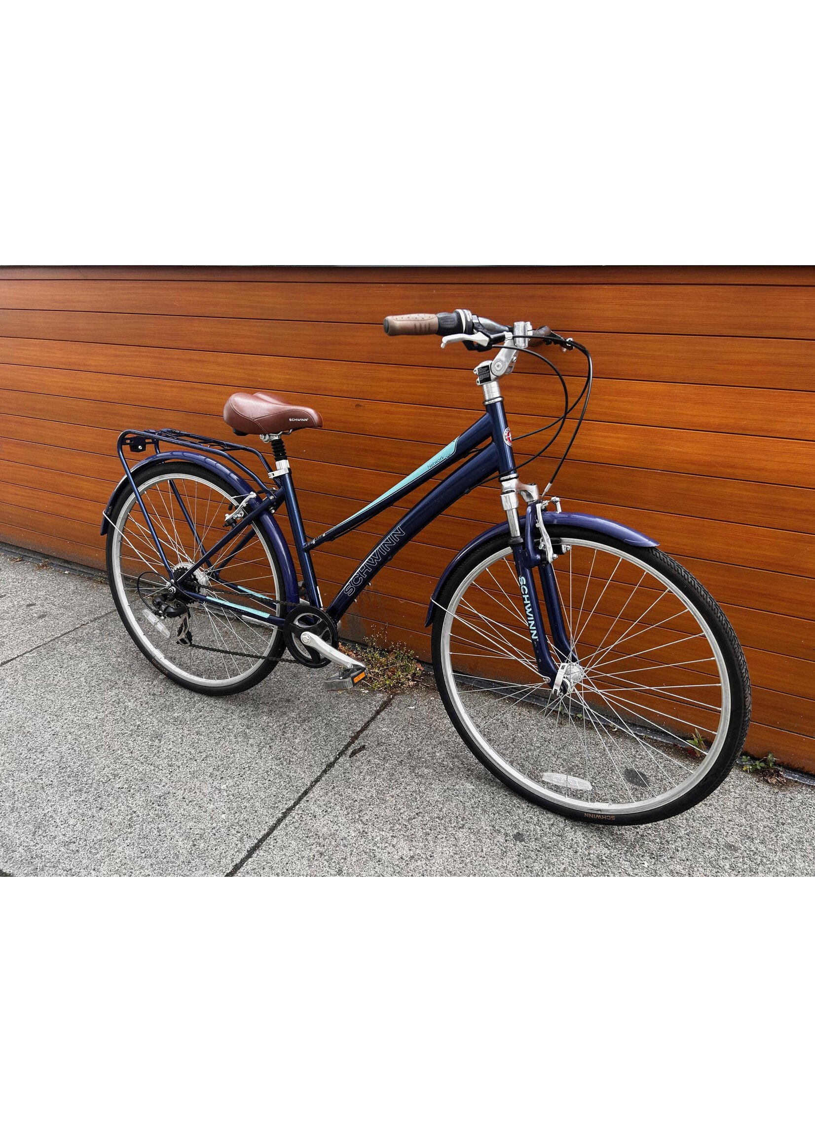 Used Bike Schwinn Network City bike 17"
