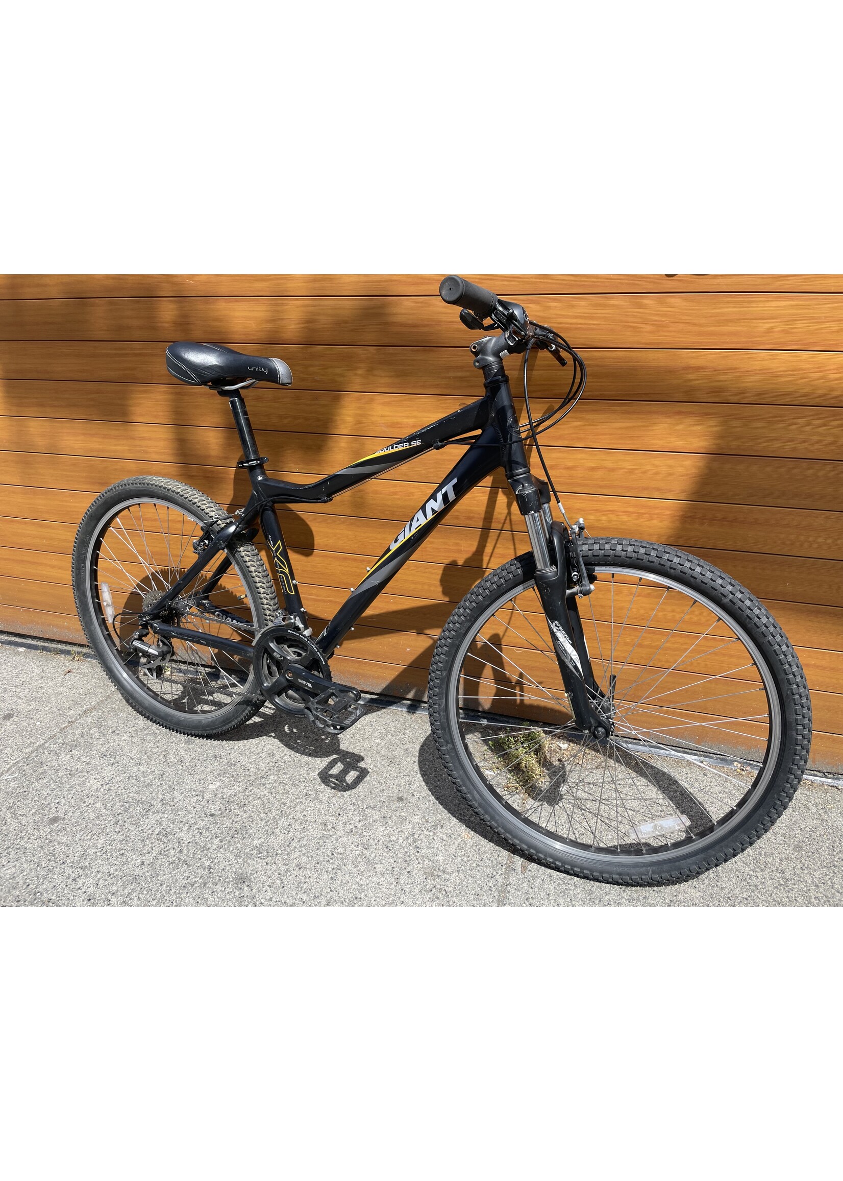 Used Bike Giant Boulder SE M/18" Hardtail - Black