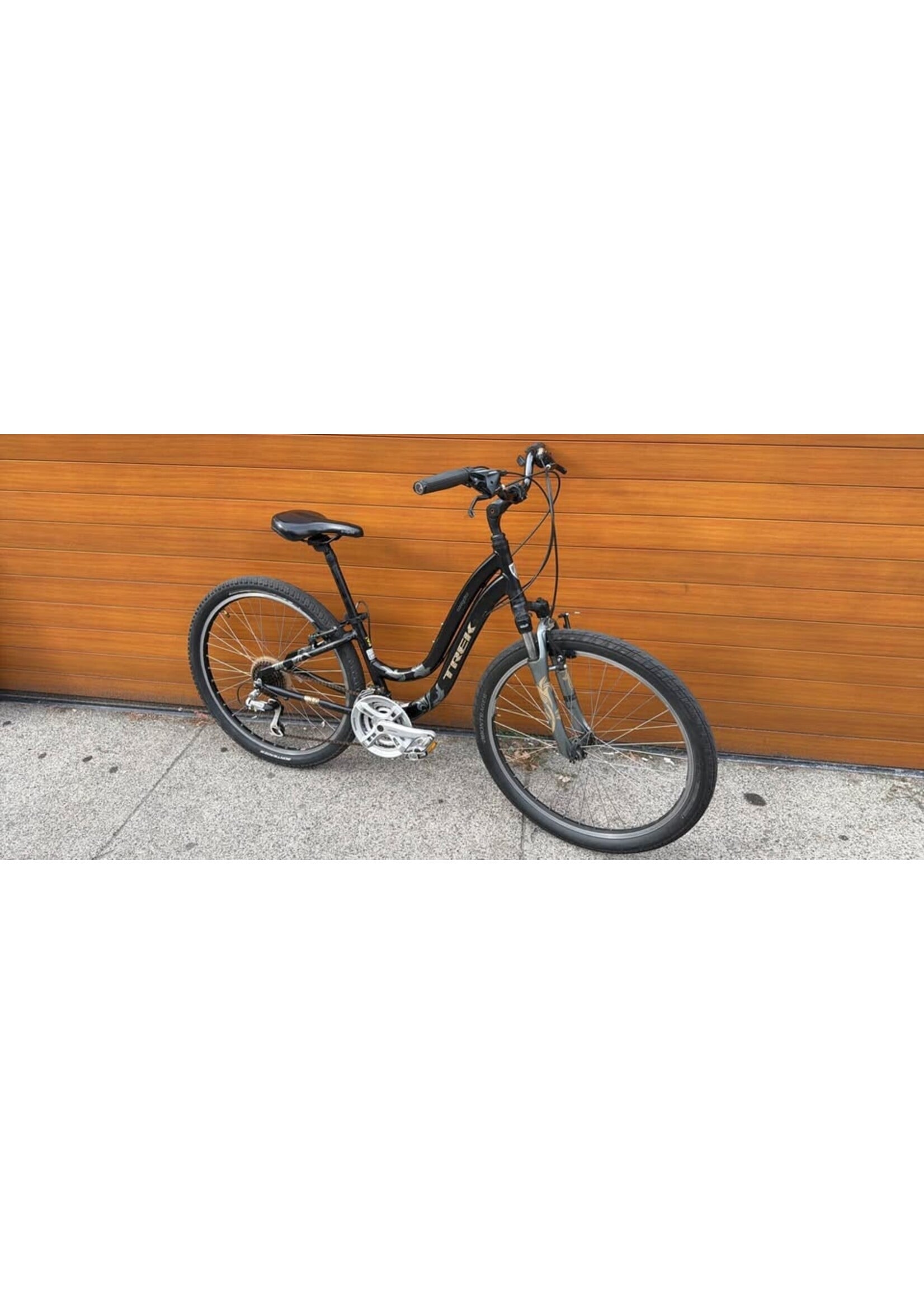 USED BIKE Trek Navigator Step-Thru 13" Comfort Hybrid - Black