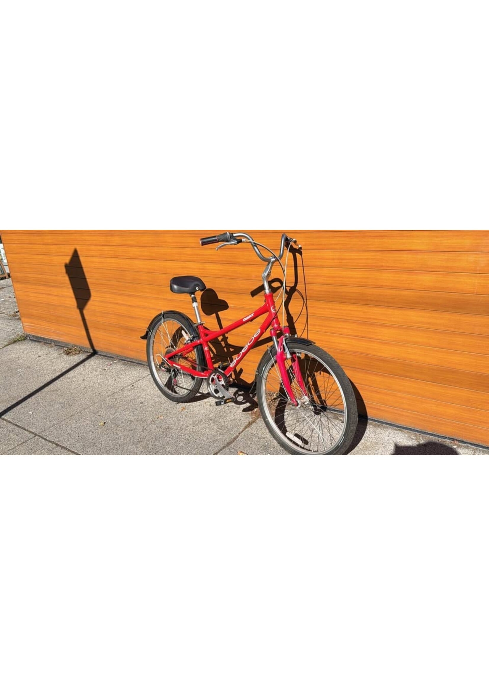 USED BIKE Giant Suede Comfort Hybrid M/L - RED