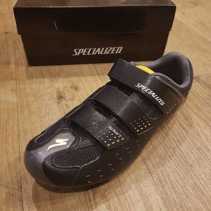 specialized sport road shoe