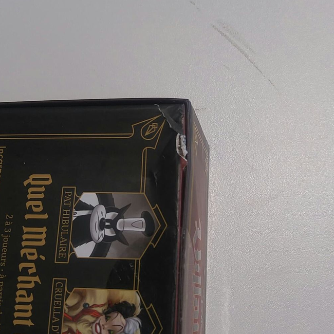 Disney Villainous : Cruellement infects [français] *** Boîte endommagée - 01 ***