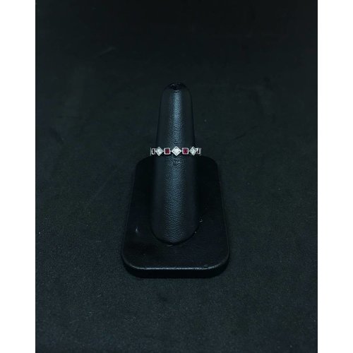 Amour 18k White Gold 0.21ct Diamond 0.43ct Ruby Fashion Band Amour 18k White Gold 0.21ct Diamond 0.43ct Ruby Fashion Band