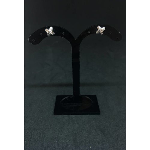 Amour 14k White Gold 0.10ct "X" Studs Amour 14k White Gold 0.10ct "X" Studs