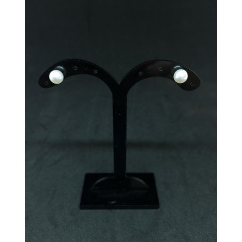 Amour 14k White Gold 6-6.5mm Akoya Pearl Studs Amour 14k White Gold 6-6.5mm Akoya Pearl Studs