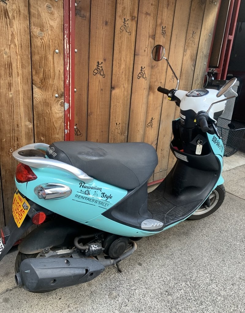Genuine Scooters 2020 Turquoise Genuine Buddy 50cc Moped (#B-10)