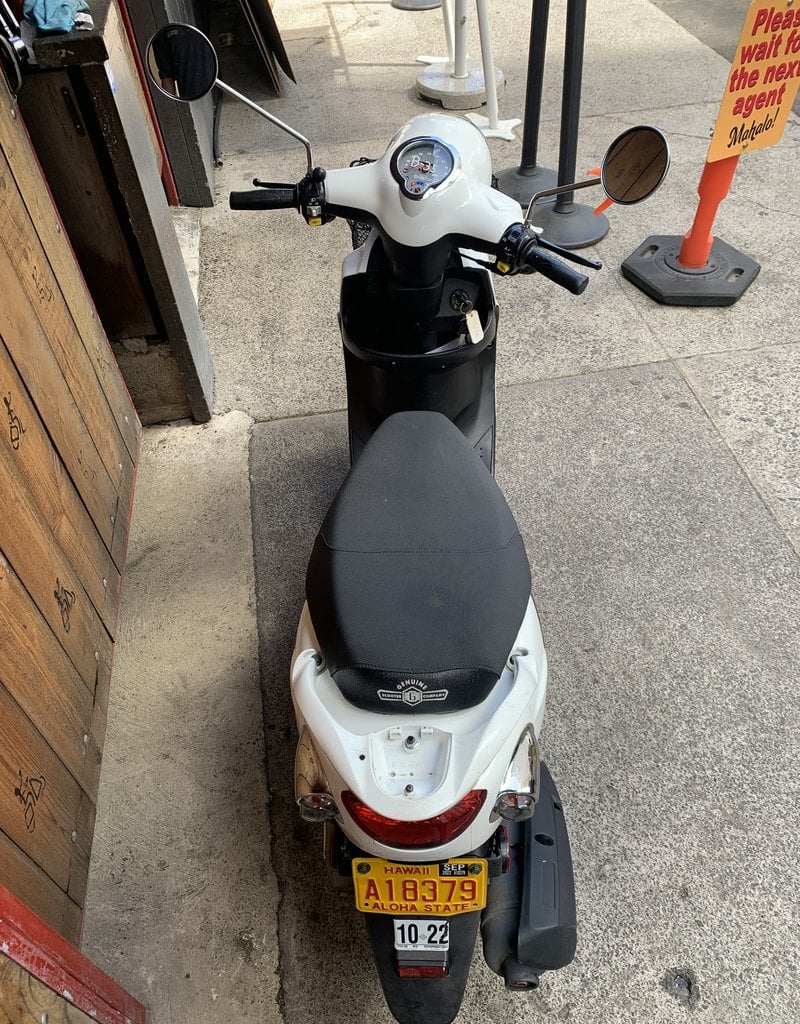 Genuine Scooters 2022 White Buddy 50cc Moped (#B-35)