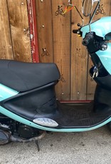 Genuine Scooters 2022 Turquoise Genuine Buddy 50cc Moped (#64)
