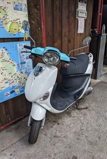 Genuine Scooters 2022 White Buddy 50cc Moped (#B-84)