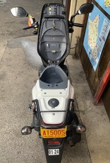 Genuine Scooters 2021 White Genuine Roughhouse 50cc Moped (R-76)
