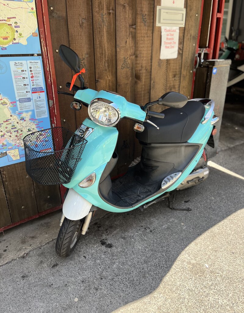 Genuine Scooters 2022 Turquoise Genuine Buddy 50cc Moped (B.B. 0987)
