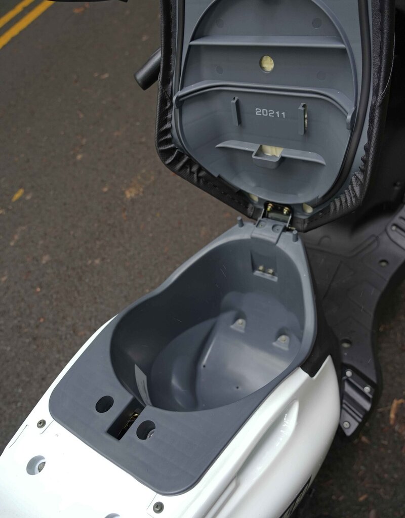 Genuine Scooters 2024 White Genuine Roughhouse 50cc Moped