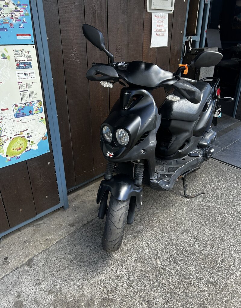 Genuine Scooters Black Genuine Roughhouse Sport 50cc Moped (LX-49)