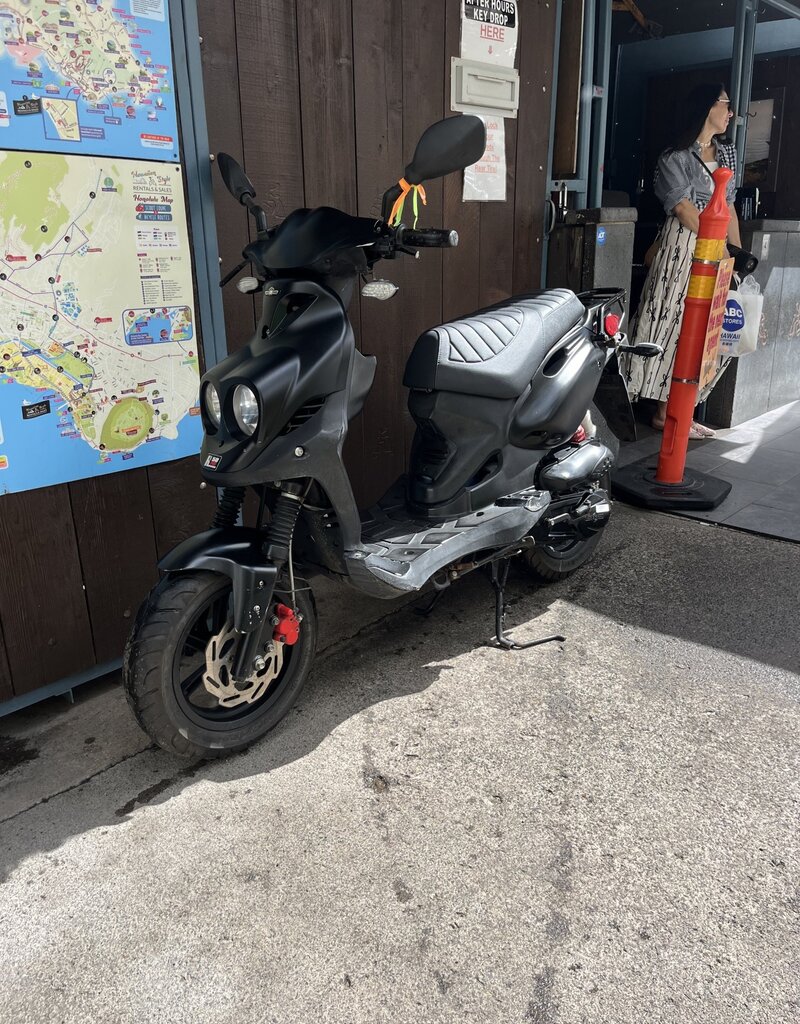 Genuine Scooters 2023 Matte Black Genuine Roughhouse Sport 50cc Moped (lx-51)