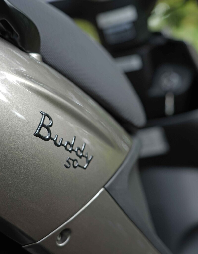 Genuine Scooters 2025 Gloss Titanium Genuine Buddy 50cc Moped