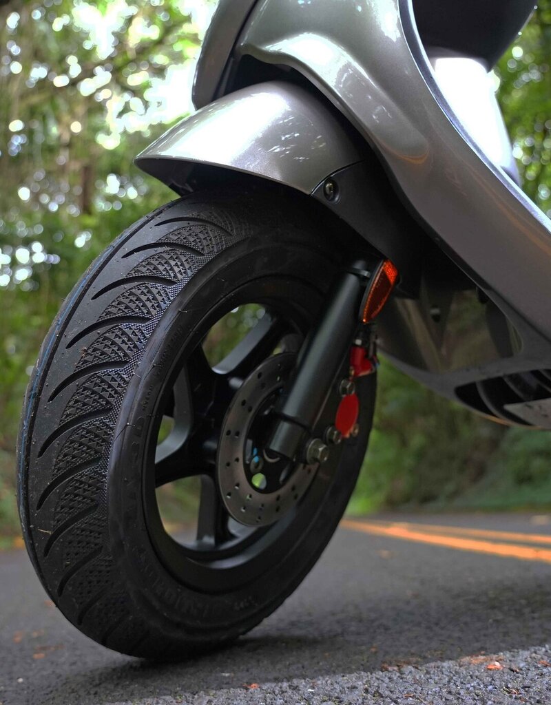 Genuine Scooters 2025 Gloss Titanium Genuine Buddy 50cc Moped