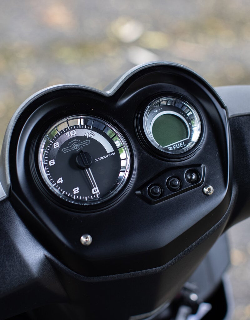 Genuine Scooters 2025 Matte Titanium Genuine Hooligan 170i Scooter