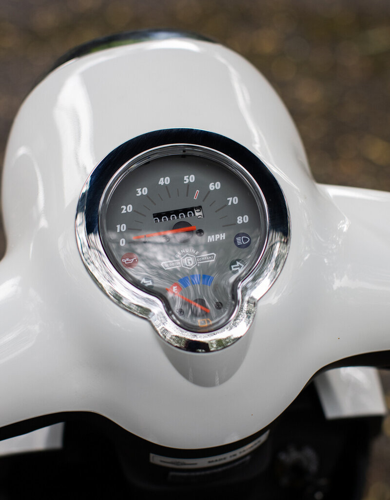 Genuine Scooters 2025 White Genuine Buddy 50cc Moped