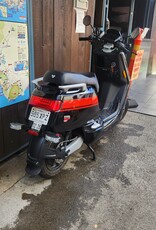 Niu 2022 Black and Red NIU NQi GT (0063)