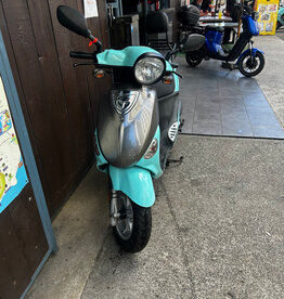 Genuine Scooters 2022 Turquoise Genuine Buddy 125cc Scooter (A-8)