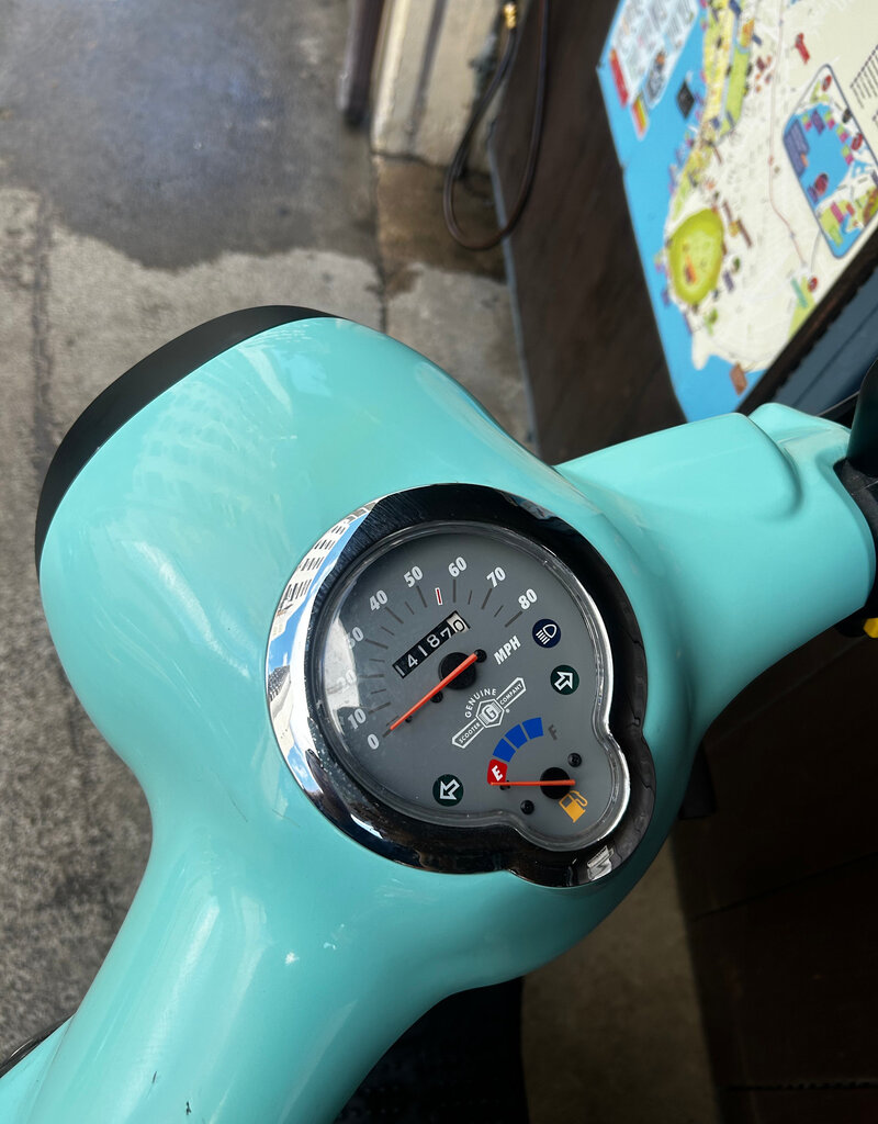 Genuine Scooters 2022 Turquoise Genuine Buddy 125cc Scooter (A-8)