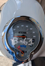 Genuine Scooters 2023 White Genuine Buddy 50cc Moped [B-61]