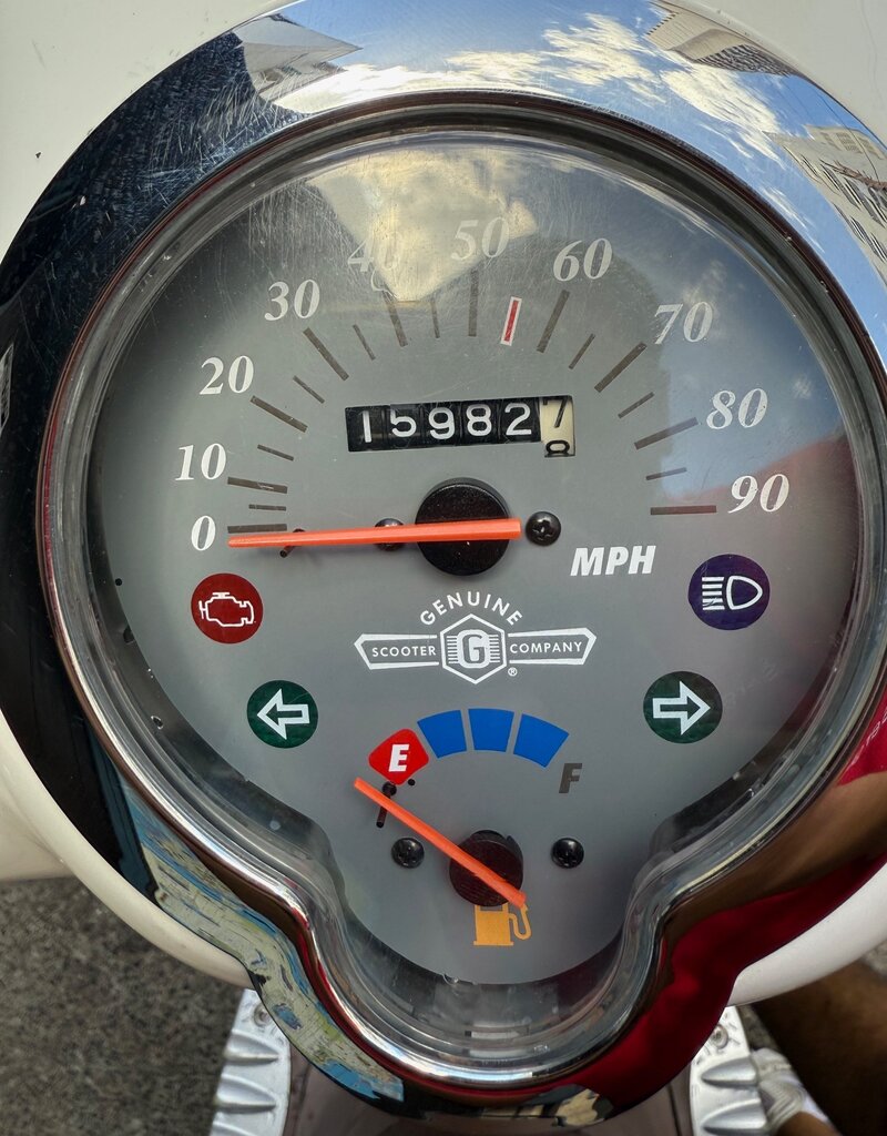 2021 Mocha Genuine Buddy 170i Scooter BB (#5321)