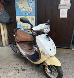 2021 Mocha Genuine Buddy 170i Scooter BB (#5321)