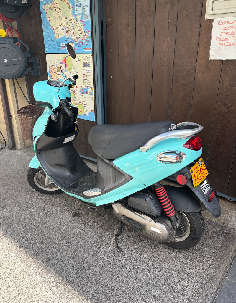 Genuine Scooters 2023 Turquoise Genuine Buddy 50cc Moped (#B-67)