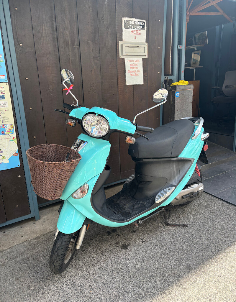 Genuine Scooters 2023 Turquoise Genuine Buddy 50cc Moped (#B-67)
