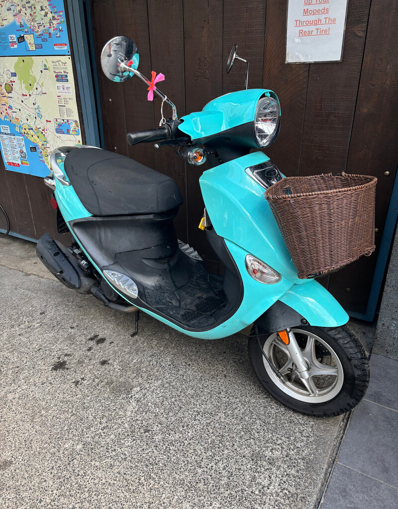 Genuine Scooters 2023 Turquoise Genuine Buddy 50cc Moped (#B-67)
