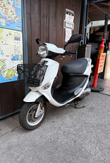 Genuine Scooters 2023 White Genuine Buddy 50cc Moped (#B-85)