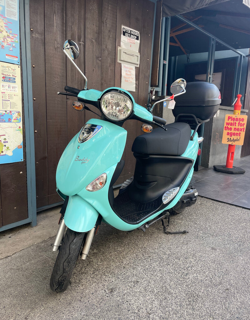 Genuine Scooters 2023 Turquoise Genuine Buddy 50cc Moped (BB-5640)