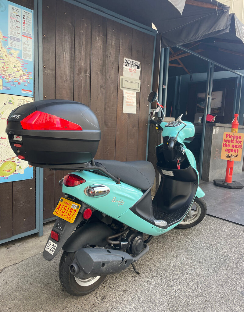 Genuine Scooters 2023 Turquoise Genuine Buddy 50cc Moped (BB-5640)